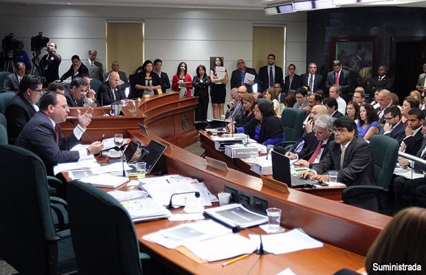 Instituciones Públicas